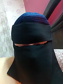 Snapshot of Warda_Egy chatting on March 2026 03:45:02 AM Warda Egy online show from March 2026 03:45:02 AM