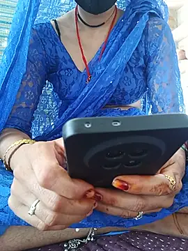 Snapshot of Komal4050 chatting on June 2026 05:02:02 AM Komal4050 online show from June 2026 05:02:02 AM