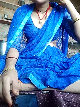 Snapshot of Komal4050 chatting on July 2026 06:15:01 AM Komal4050 online show from July 2026 06:15:01 AM