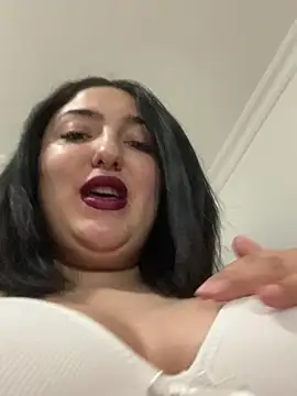 Snapshot of Amber_Sinn chatting on February 2026 06:33:02 PM Amber Sinn online show from February 2026 06:33:02 PM