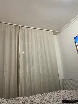 Snapshot of Amber_Sinn chatting on February 2026 08:18:01 PM Amber Sinn online show from February 2026 08:18:01 PM