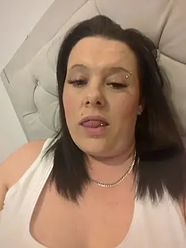 louisa36 online show from February 2026 10:58:01 PM