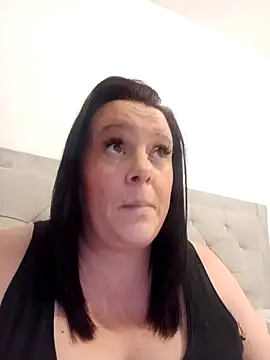 louisa36 online show from February 2026 09:46:01 PM