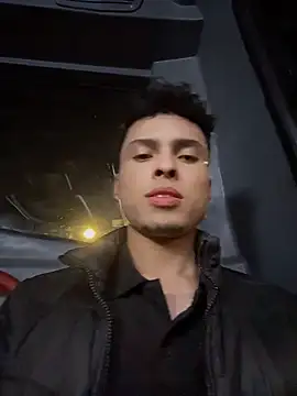 Snapshot of Eros_lee chatting on February 2026 03:51:02 AM Eros lee online show from February 2026 03:51:02 AM