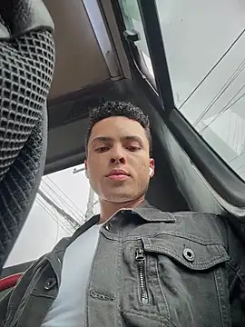 Snapshot of Eros_lee chatting on March 2026 06:04:02 PM Eros lee online show from March 2026 06:04:02 PM