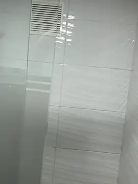 olivia velvett online show from March 2026 06:58:02 PM