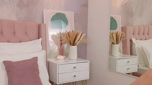 StacyHicks online show from April 2026 03:24:02 PM