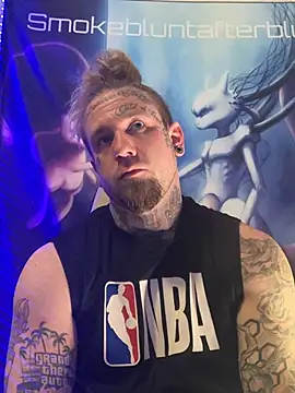 Snapshot of Smokebluntafterblunt chatting on February 2026 03:33:01 AM Smokebluntafterblunt online show from February 2026 03:33:01 AM