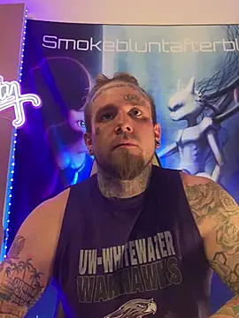 Snapshot of Smokebluntafterblunt chatting on February 2026 01:17:01 AM Smokebluntafterblunt online show from February 2026 01:17:01 AM