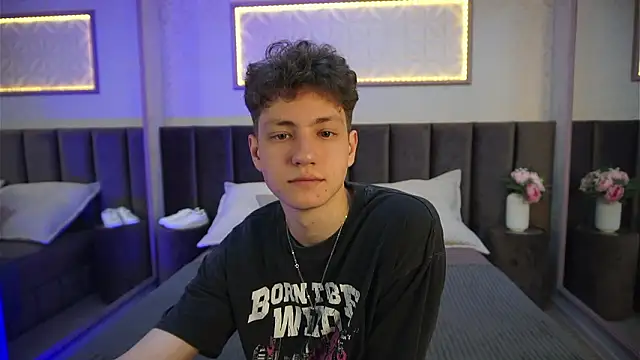 StefanBev online show from March 2026 08:47:01 PM