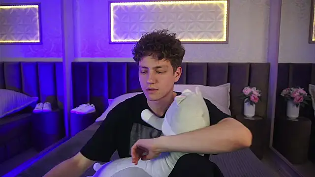 StefanBev online show from April 2026 09:39:33 PM