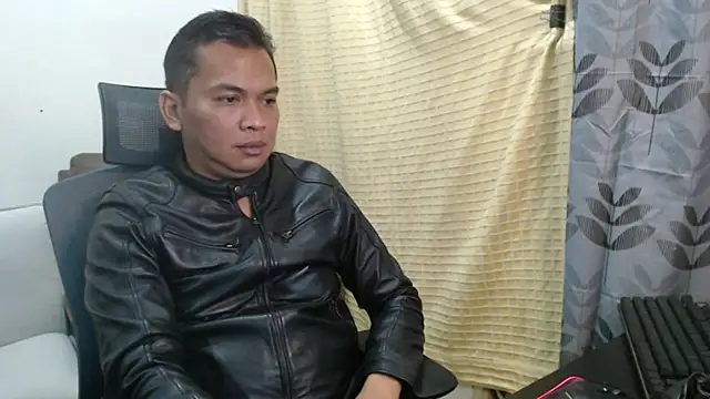 Snapshot of NeedyIron chatting on February 2026 02:44:02 PM NeedyIron online show from February 2026 02:44:02 PM