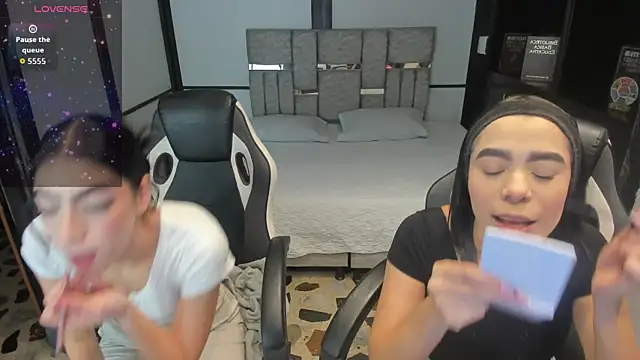 Snapshot of lorraineHunter chatting on February 2026 01:29:02 PM lorraineHunter online show from February 2026 01:29:02 PM