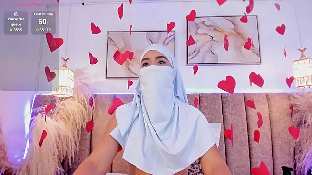 Yaasmin  online show from February 2026 07:10:02 PM