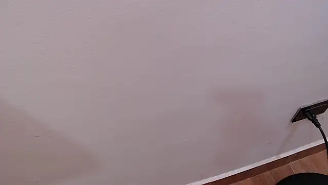 Kitty f00x online show from March 2026 07:19:01 PM