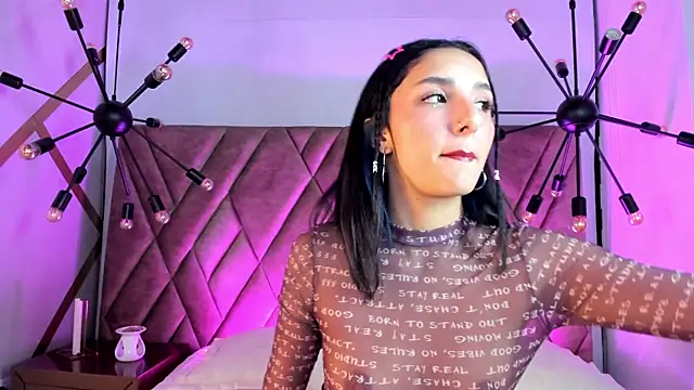 Aris Suarez online show from April 2026 05:36:02 AM