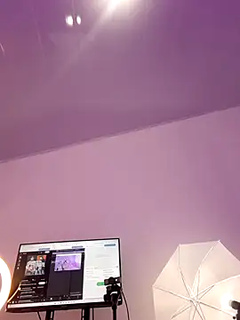 Snapshot of Ariana_Castillo__ chatting on February 2026 12:58:01 PM Ariana Castillo online show from February 2026 12:58:01 PM