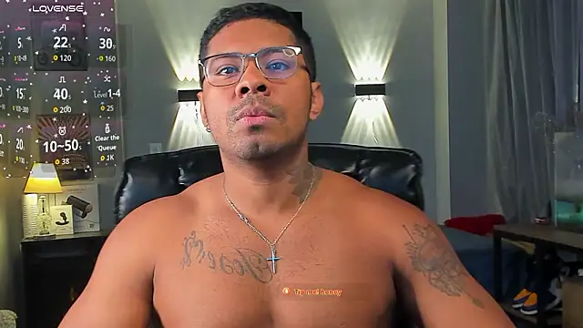 LEOHRDZ online show from March 2026 06:24:02 PM