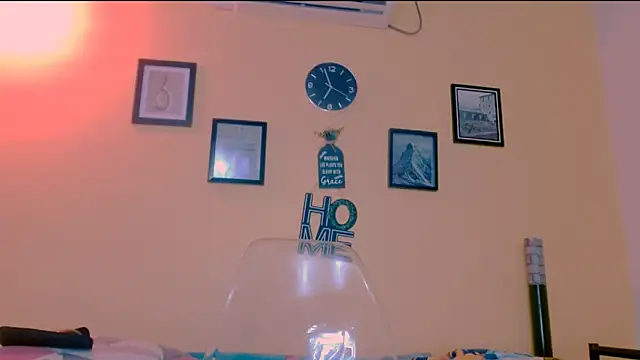 Snapshot of sexiempoderada18 chatting on February 2026 01:32:02 PM sexiempoderada18 online show from February 2026 01:32:02 PM