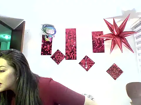 Snapshot of Pink_Cristal chatting on May 2026 02:20:02 AM Pink Cristal online show from May 2026 02:20:02 AM