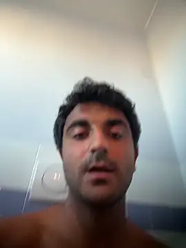Snapshot of elia2711 chatting on May 2026 05:19:02 PM elia2711 online show from May 2026 05:19:02 PM