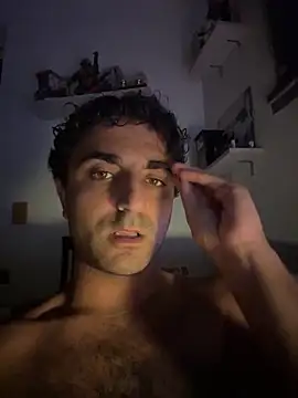 Snapshot of elia2711 chatting on June 2026 12:52:02 AM elia2711 online show from June 2026 12:52:02 AM