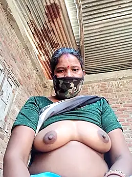 Snapshot of Kirti_sacsena chatting on March 2026 08:54:02 AM Kirti sacsena online show from March 2026 08:54:02 AM