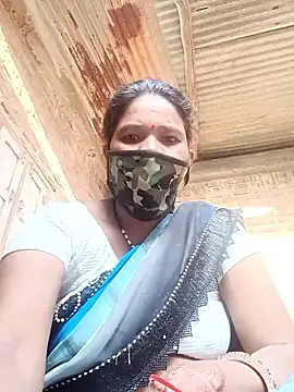 Snapshot of Kirti_sacsena chatting on March 2026 02:04:01 AM Kirti sacsena online show from March 2026 02:04:01 AM