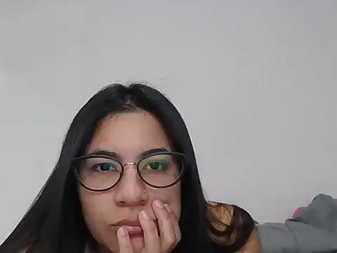 Snapshot of Agusgold22 chatting on March 2026 02:01:01 PM Agusgold22 online show from March 2026 02:01:01 PM
