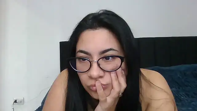 Snapshot of Agusgold22 chatting on May 2026 02:58:02 PM Agusgold22 online show from May 2026 02:58:02 PM