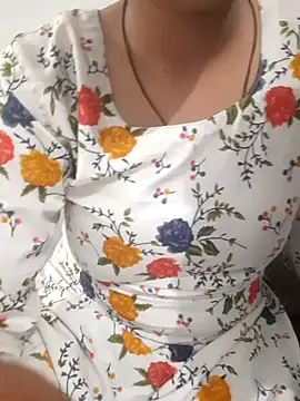 Snapshot of Uma_rani chatting on February 2026 07:39:01 AM Uma rani online show from February 2026 07:39:01 AM