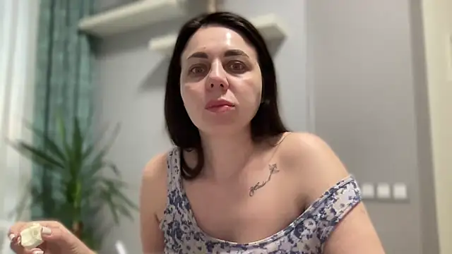 Darsy Rox online show from April 2026 03:26:01 AM