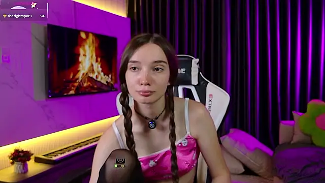 AnnyShore online show from March 2026 12:07:02 AM