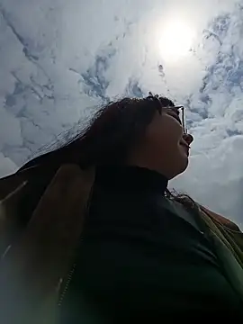 Snapshot of Yulska chatting on February 2026 04:26:01 PM Yulska online show from February 2026 04:26:01 PM