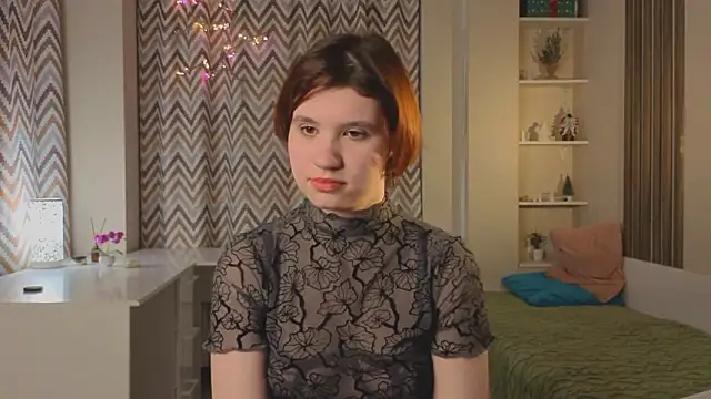 Snapshot of BelleHayton chatting on March 2026 03:30:01 PM BelleHayton online show from March 2026 03:30:01 PM