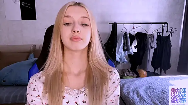 TaliCaan online show from April 2026 11:07:02 AM