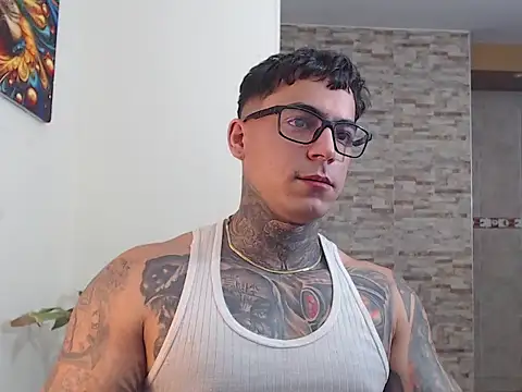 maxstrom111 online show from February 2026 02:02:02 PM