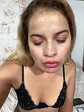 AriBeautiful online show from March 2026 07:23:01 AM