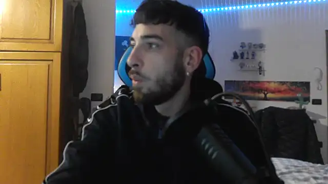 maestroboris95 online show from February 2026 12:58:02 AM