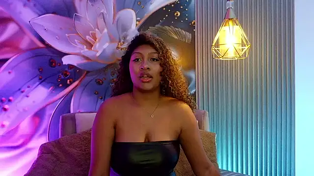 Snapshot of sabrina_lafaux_cr chatting on February 2026 07:43:01 PM sabrina lafaux cr online show from February 2026 07:43:01 PM