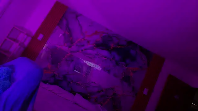 evelin 24  online show from April 2026 07:07:02 PM