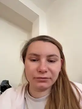 AlessiaandJay online show from April 2026 08:45:01 AM