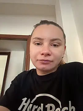 AlessiaandJay online show from May 2026 08:08:02 AM