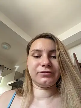 AlessiaandJay online show from May 2026 12:22:02 PM