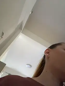 AlessiaandJay online show from May 2026 08:33:02 AM