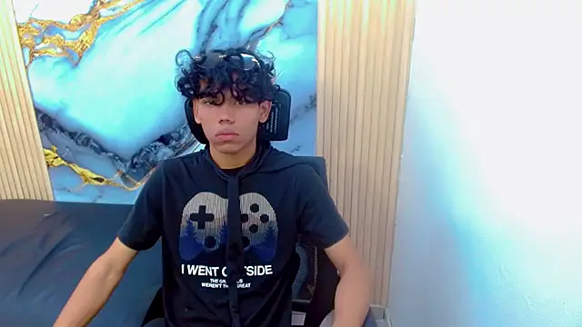 DaviidBuckx  online show from March 2026 02:00:02 AM