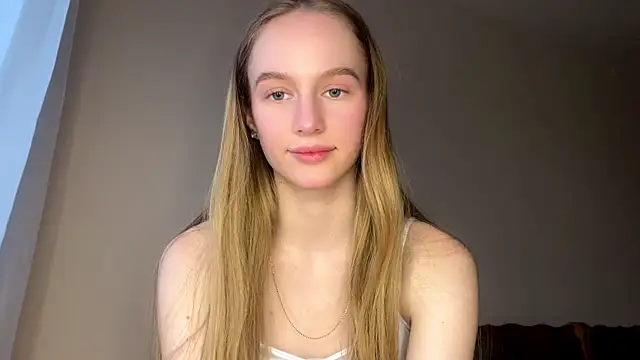 Snapshot of Viktoria_Vibes chatting on February 2026 03:24:01 PM Viktoria Vibes online show from February 2026 03:24:01 PM