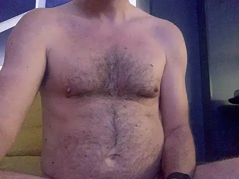 Snapshot of daddyffpig chatting on February 2026 12:59:01 AM daddyffpig online show from February 2026 12:59:01 AM