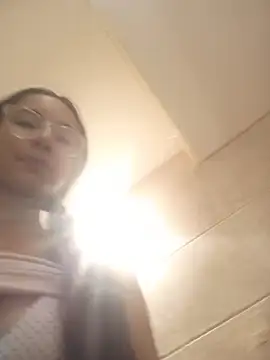 isaaabelaaa online show from February 2026 11:07:01 AM