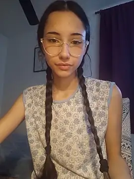 isaaabelaaa online show from March 2026 11:03:01 AM